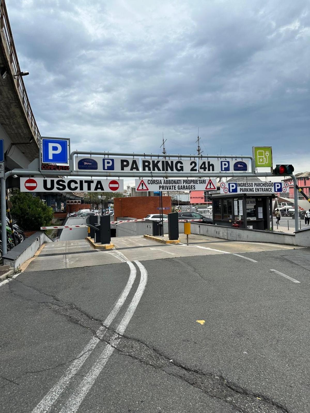 Nel Cuore Di Genova - Siti Unesco-La Meridiana House Kültér fotó